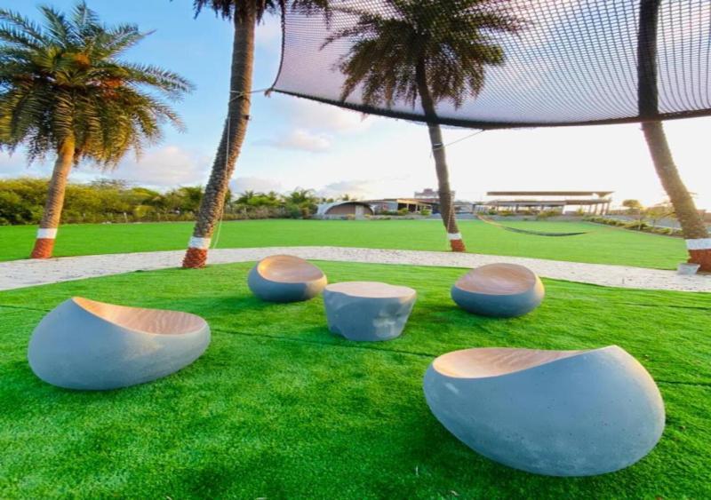 Palm Beach Resort Valsad Exteriör bild